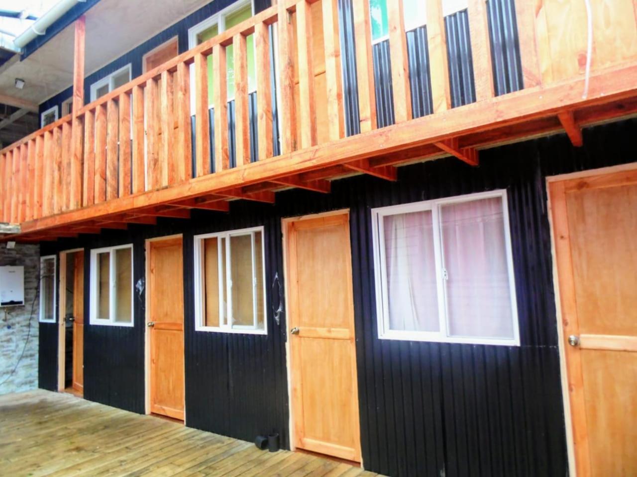 Rustik Hostel Puerto Montt Exteriör bild